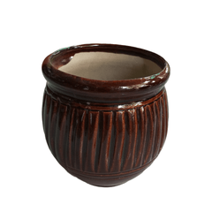 Genda Ceramic Pot with Unique Cutting Design, Modern Genda Pottery with Distinctive Cutout Pattern, Contemporary Ceramic Pot with Stylish Cutout Detail, Genda Planter Featuring Artistic Cutting Style, Cutting-Edge Design on Genda Ceramic Plant Pot